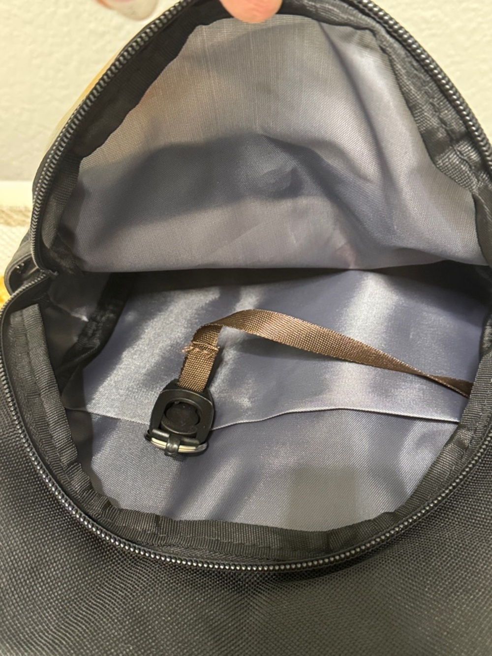 🦋 Black Butterfly Sling Backpack – Watercolor Graphic Crossbody Bag - Picture 8 of 10